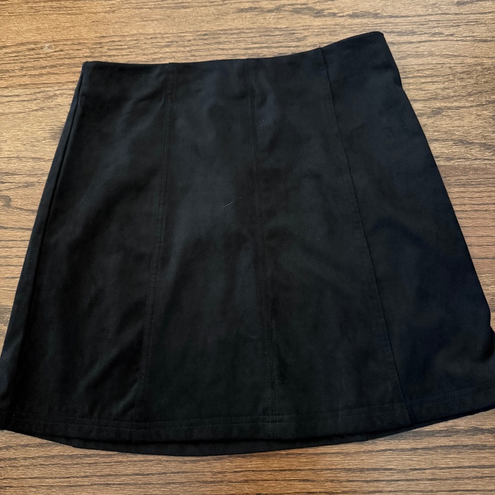 Black skirt